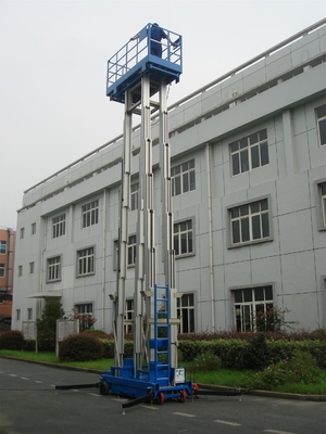 Stable Performance Aerial Lift Platform , 6 Meter Four Mast Hydraulic Cargo Lift