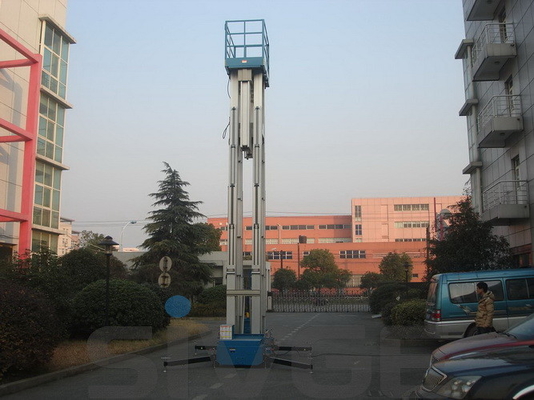 Multi Mast One Man Lift 14M Aluminum Alloy Personnel Lift Platform 200kg Load