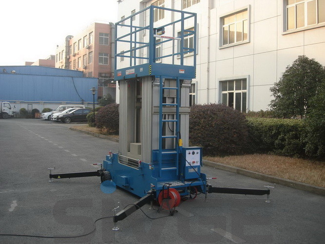 Four Mast Blue Hydraulic Lift Ladder Electric Motor With 12 m Platform Height